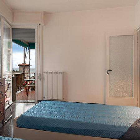 Rivierarent Moma 100 Metri Dal Mare Finale Ligure Exterior photo